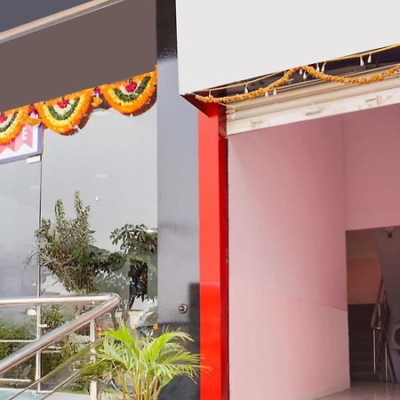 פונה Super Collection O Chandan Nagar Kharadi Formerly Kharadi Inn מראה חיצוני תמונה